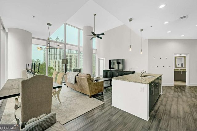 1080 Peachtree St. NE 702, Atlanta, GA 30309