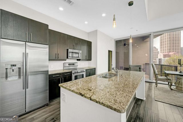 1080 Peachtree St. NE 702, Atlanta, GA 30309