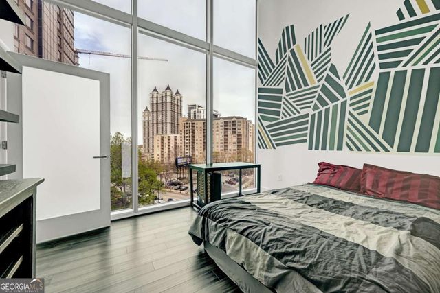 1080 Peachtree St. NE 702, Atlanta, GA 30309