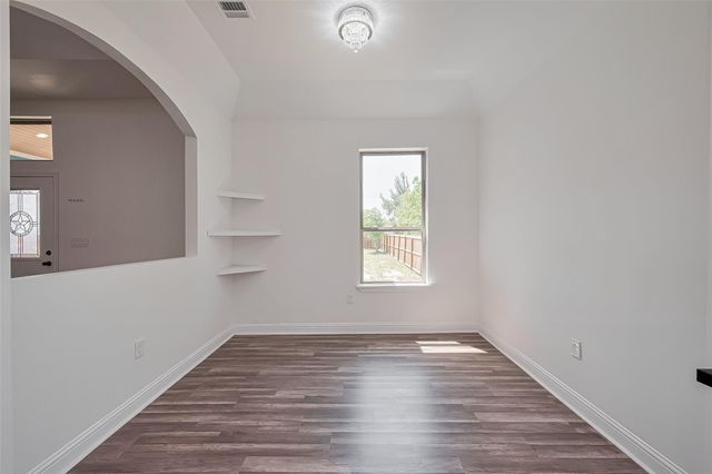 581 Road 51022, Cleveland, TX 77327