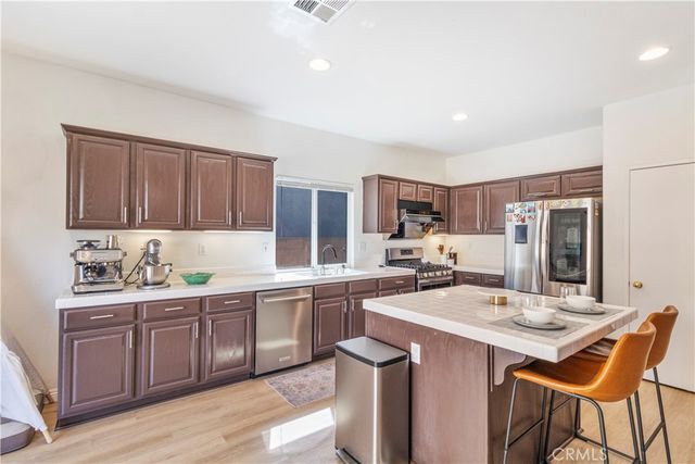 12947 Oakdale, Corona, CA 92880