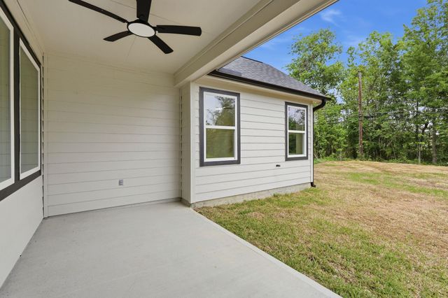 210 Big Deer Drive, Crosby, TX 77532