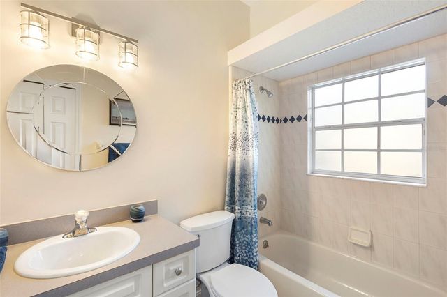 1105 WINEBERRY COURT, Ocoee, FL 34761