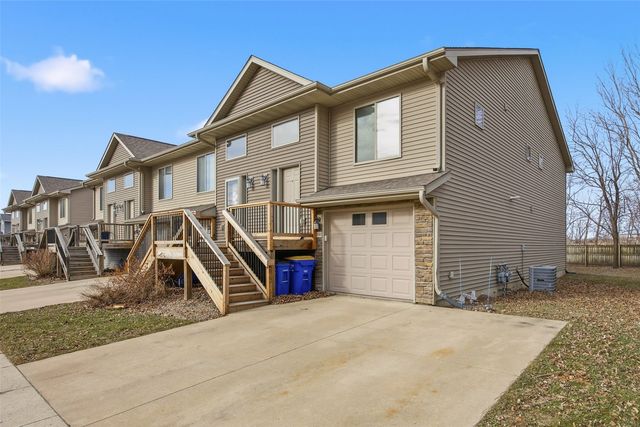 100 N Copeland Lane, North Liberty, IA 52317