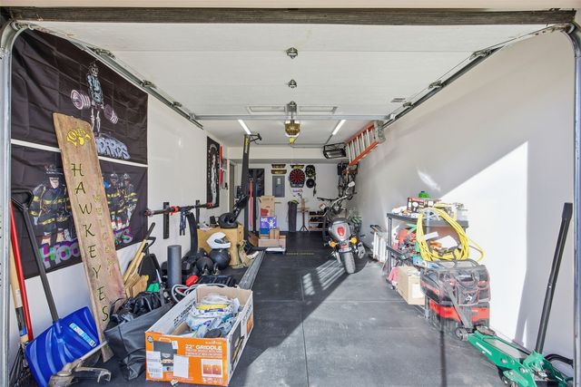 100 N Copeland Lane, North Liberty, IA 52317