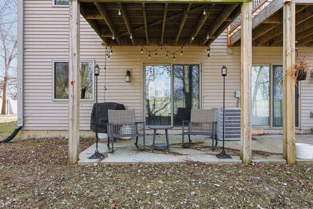 100 N Copeland Lane, North Liberty, IA 52317