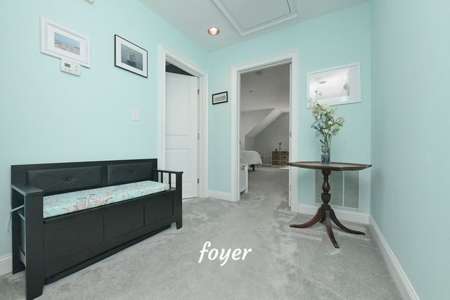 3 Honora Ct 3, Bourne, MA 02532