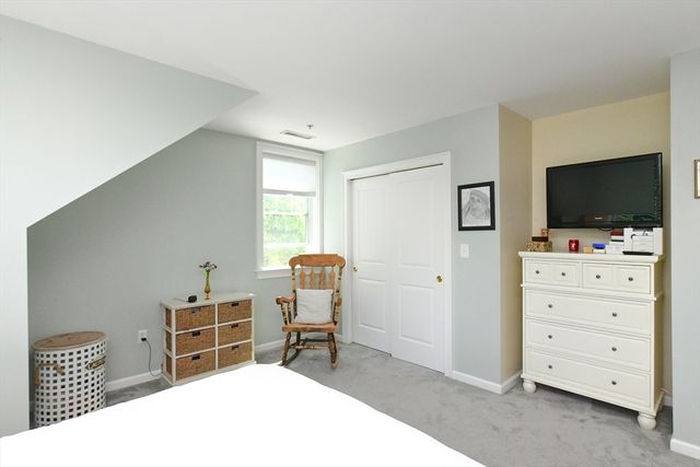 3 Honora Ct 3, Bourne, MA 02532