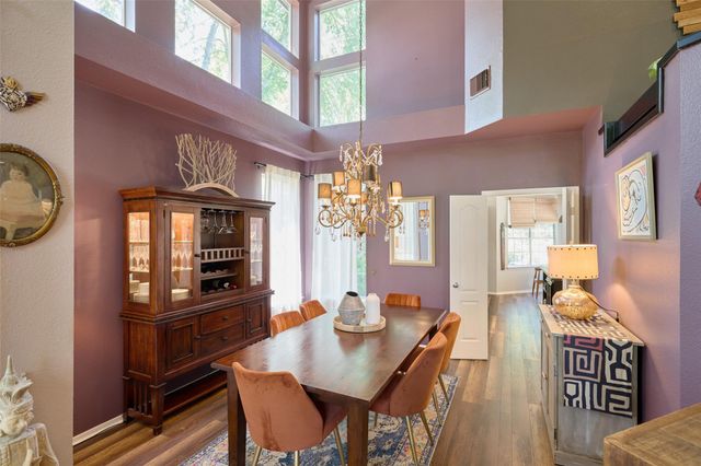 37 Pinepath Place, The Woodlands, TX 77381