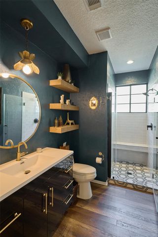 37 Pinepath Place, The Woodlands, TX 77381