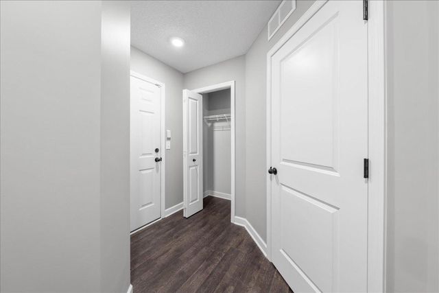 9888 5th Street Lane N, Lake Elmo, MN 55042