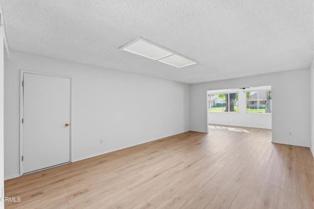 7202 Village 7, Camarillo, CA 93012