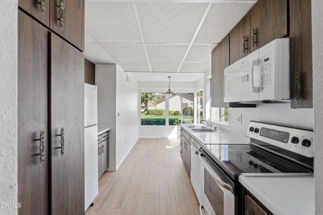 7202 Village 7, Camarillo, CA 93012