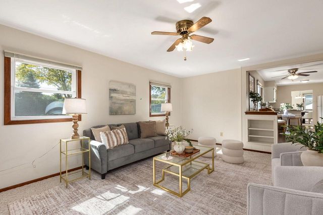 1135 Wisteria LANE, Waukesha, WI 53189