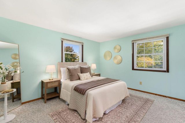 1135 Wisteria LANE, Waukesha, WI 53189