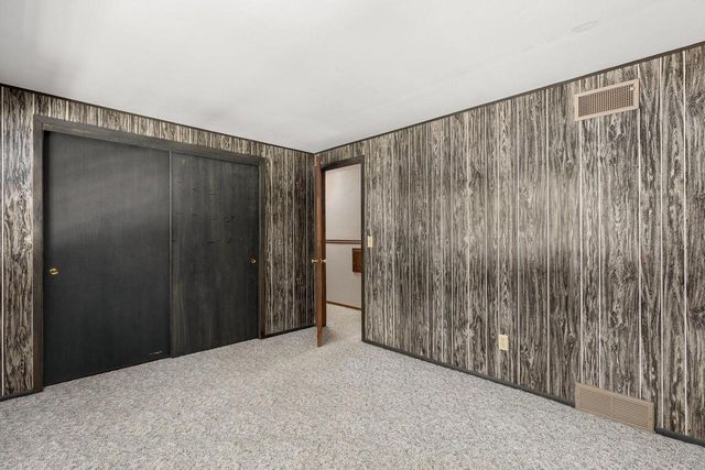 1135 Wisteria LANE, Waukesha, WI 53189