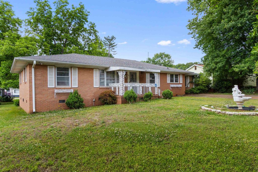 105 Ash Avenue, Lyman, SC 29365