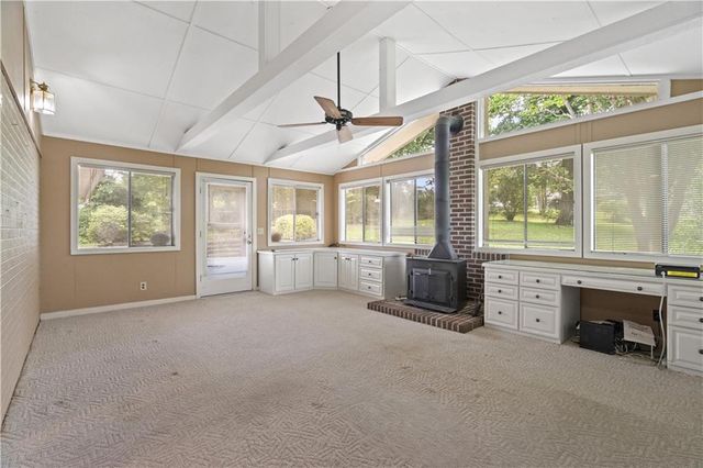 204 Sherwood Drive, Calhoun, GA 30701
