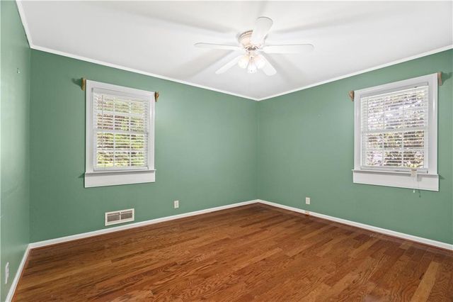 204 Sherwood Drive, Calhoun, GA 30701