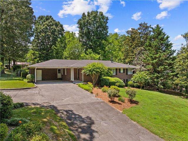 204 Sherwood Drive, Calhoun, GA 30701