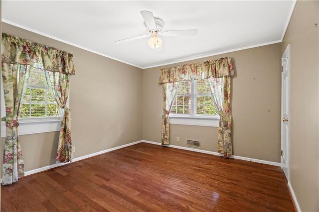 204 Sherwood Drive, Calhoun, GA 30701