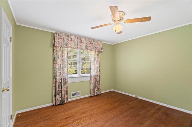 204 Sherwood Drive, Calhoun, GA 30701