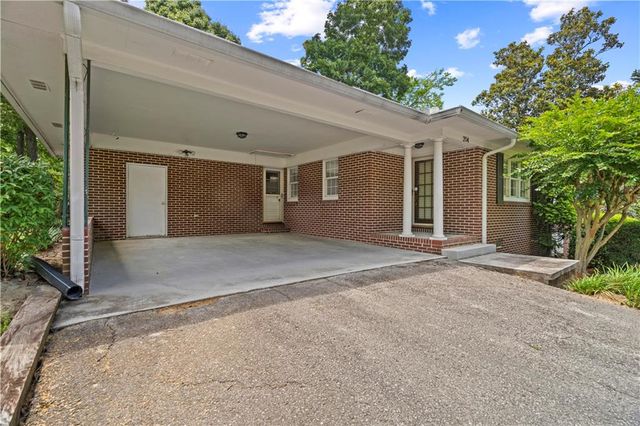 204 Sherwood Drive, Calhoun, GA 30701