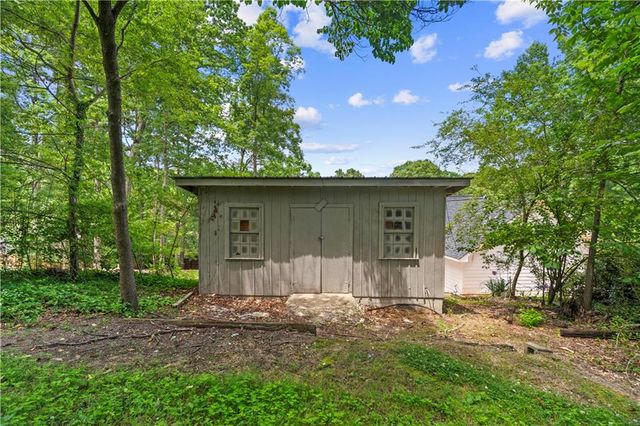 204 Sherwood Drive, Calhoun, GA 30701