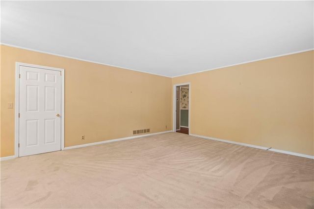 204 Sherwood Drive, Calhoun, GA 30701