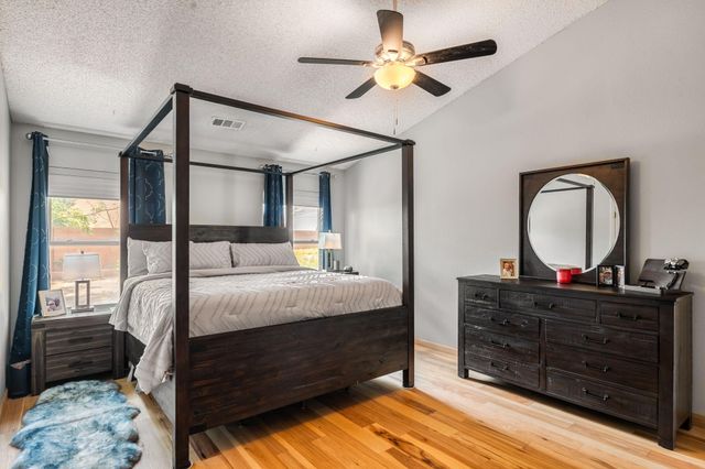 7200 Grange Avenue NW, Albuquerque, NM 87120