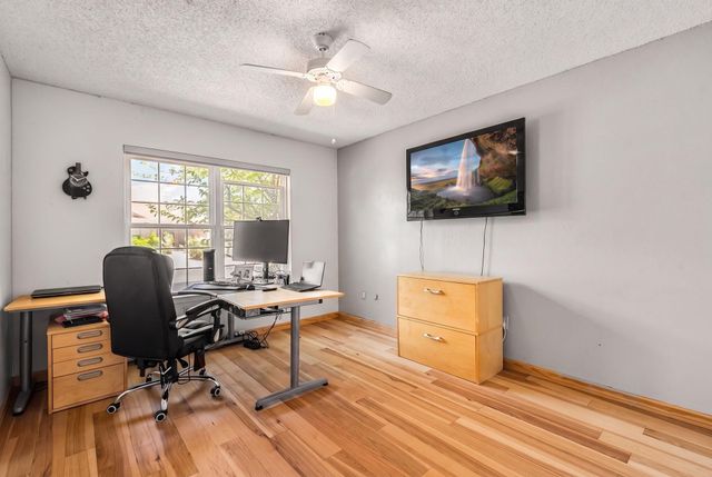 7200 Grange Avenue NW, Albuquerque, NM 87120