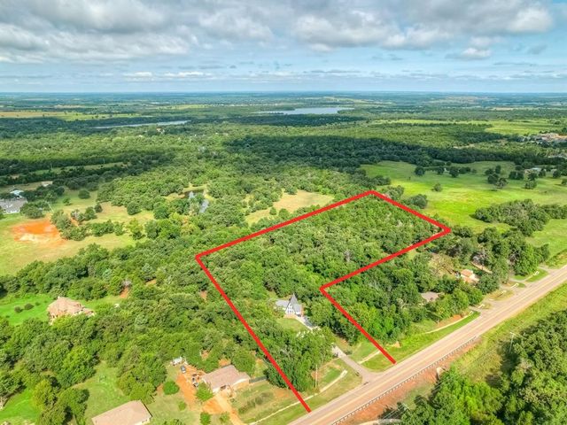 9001 S Coltrane Road, Guthrie, OK 73044