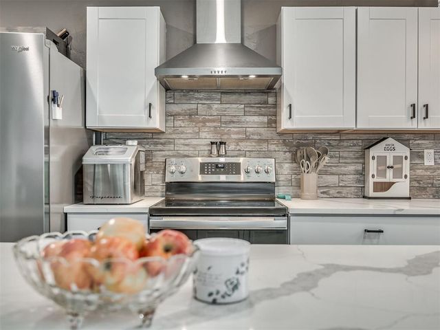 9001 S Coltrane Road, Guthrie, OK 73044