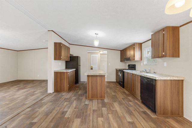 1014 Doe Run, Caldwell, TX 77836
