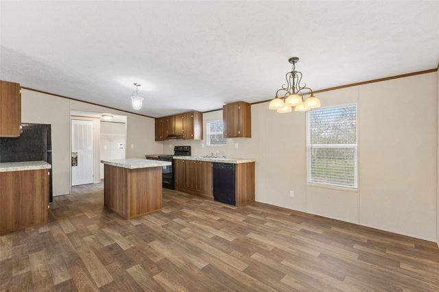 1014 Doe Run, Caldwell, TX 77836