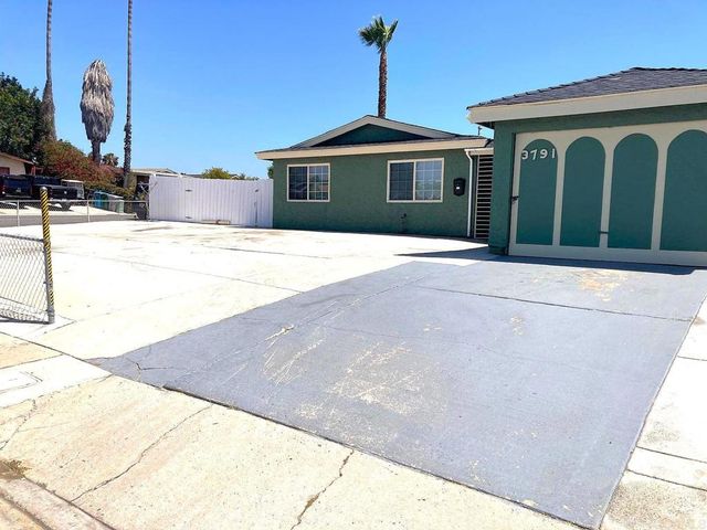3791 Agosto Street, San Diego, CA 92154