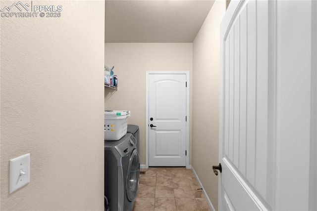 7617 Colorado Tech Drive, Colorado Springs, CO 80915