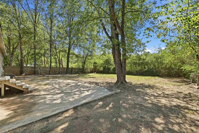 10 Parkridge Drive, North Little Rock, AR 72120
