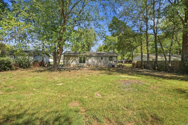 10 Parkridge Drive, North Little Rock, AR 72120