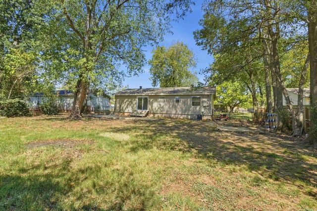 10 Parkridge Drive, North Little Rock, AR 72120