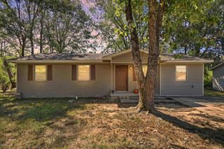 10 Parkridge Drive, North Little Rock, AR 72120