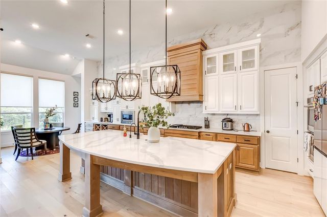 126 Little Stream CV, Austin, TX 78737
