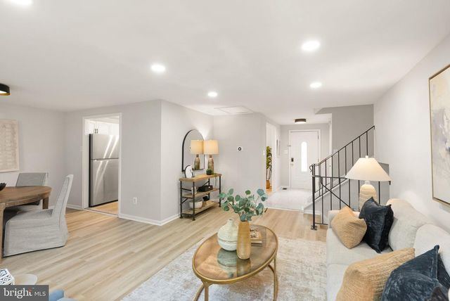 5141 BRADFIELD DR, Annandale, VA 22003