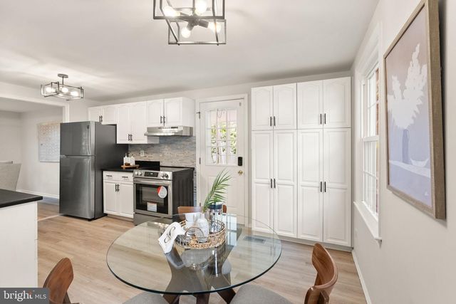 5141 BRADFIELD DR, Annandale, VA 22003