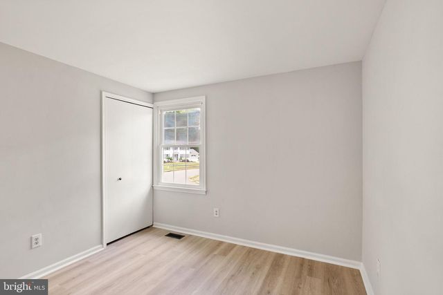 5141 BRADFIELD DR, Annandale, VA 22003