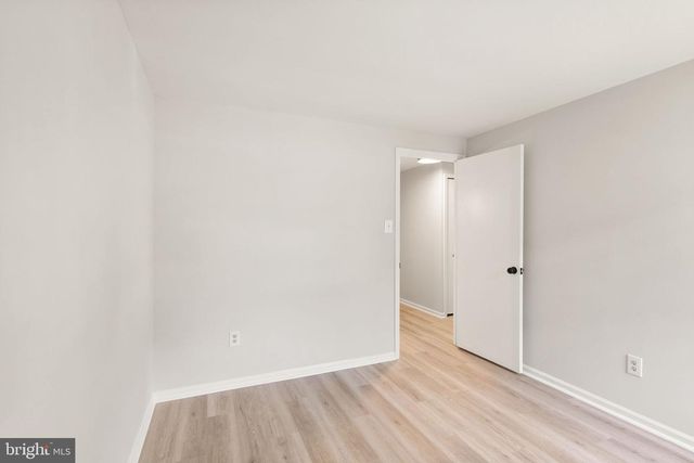 5141 BRADFIELD DR, Annandale, VA 22003