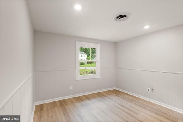 5141 BRADFIELD DR, Annandale, VA 22003
