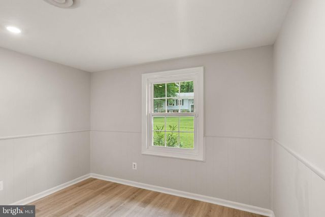 5141 BRADFIELD DR, Annandale, VA 22003