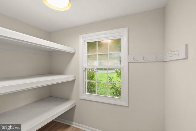 5141 BRADFIELD DR, Annandale, VA 22003