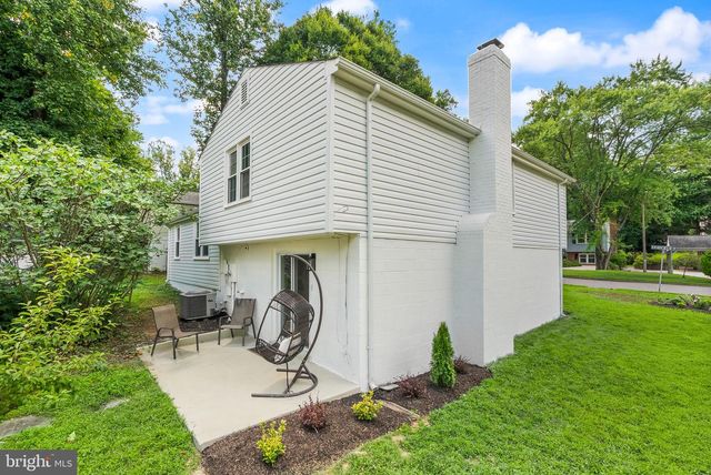 5141 BRADFIELD DR, Annandale, VA 22003